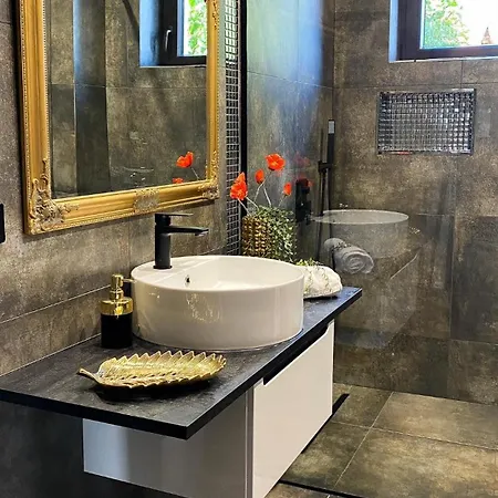 Апартаменты Mawarooms *